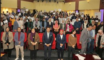 وزير الشباب يشهد تخريج أول دفعه من مبادرة المراكز المجتمعية الرقمية