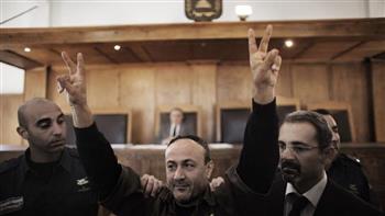   السلطات الإسرائيلية تعزل الأسير الفلسطيني مروان البرغوثي وترفض الإفصاح عن مكانه