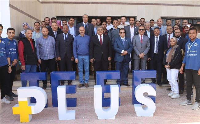"عكاوي" يشهد منافسات مسابقة plus3 بهندسة جنوب الوادي
