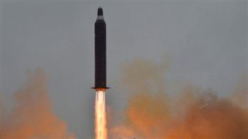 كوريا الشمالية تطلق صاروخا باليستيا جديدا