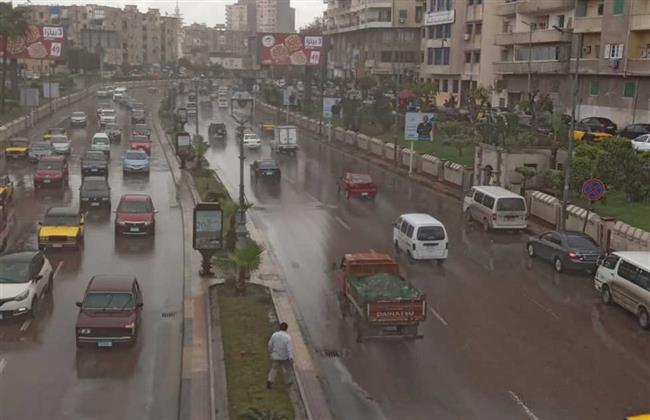 تقلبات جوية وأمطار رعدية.. الأرصاد تحذر من يومي الجمعة والسبت