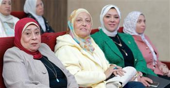 ندوة حول "العلاقات الآمنة والصحية للمرأة" على مائدة القومى للمرأة