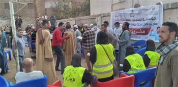 محافظ المنيا: تسليم 360 رأس أغنام لدعم الأسر الأولى بالرعاية