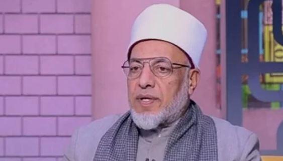 هل يجوز الاقتراض لأداء العمرة؟.. رئيس لجنة الفتوى بالأزهر الشريف سابقًا يجيب