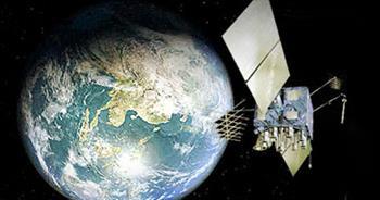 كوريا الجنوبية تطلق أول قمر اصطناعى للاستطلاع بعد غريمتها بيونج يانج