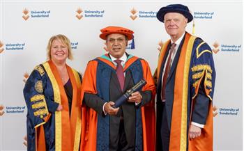   جامعة سندرلاند بالمملكة المتحدة تمنح الدكتور محمد لطفي الدكتوراه الفخرية