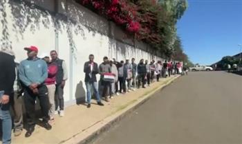   لليوم الثانى.. سفارة مصر بإريتريا تشهد عدد كبير من الناخبين 