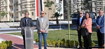 رئيس الوزراء يتفقد ويسلم وحدات المبادرة الرئاسية «سكن لكل المصريين» بمدينة حدائق أكتوبر