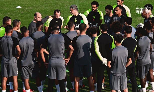 الكونفدرالية.. محاضرة فنية للاعبي الزمالك قبل مواجهة ساجرادا