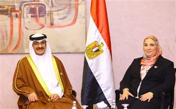   وزيرة التضامن الاجتماعي تلتقي وزير التنمية الاجتماعية بمملكة البحرين
