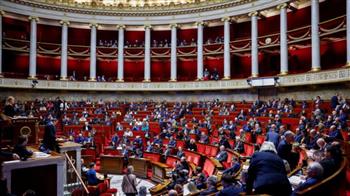   البرلمان الفرنسي يقر صيغة نهائية لمشروع قانون الهجرة