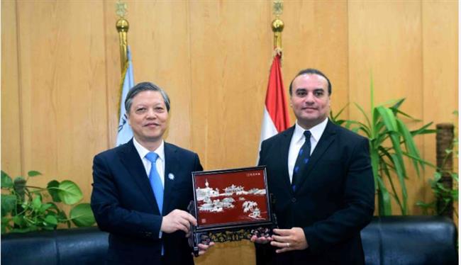 محافظ الأقصر يبحث تعزيز التعاون الاقتصادي والثقافي مع مقاطعة "خنان" الصينية