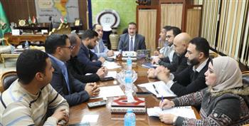 محافظ المنوفية يستعرض مستجدات عدد من مشروعات الخطة الإستثمارية الجديدة 