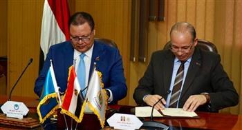 الرقابة الصحية ورئيس جامعة المنصورة يبحثان آليات تأهيل المستشفيات الجامعية