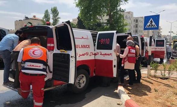 القاهرة الإخبارية: الاحتلال يستهدف سيارات إسعاف الهلال الأحمر في غزة