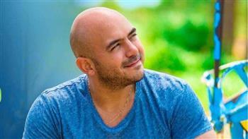محمود العسيلي لـ"حبر سري": "الأغاني بتاعتي في الإعلانات بتعيش والناس بترقص عليها ومش بنحت"