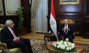   رئيس مجلس الشيوخ يستقبل سفير العراق لدى مصر