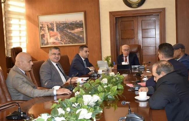 محافظ بورسعيد : المحافظة تزخر بفرص استثمارية واعدة بمجالات مختلفة