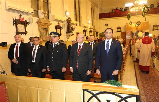 محافظ القاهرة يشهد احتفال بطريركية الأرمن الكاثوليك بعيد الميلاد