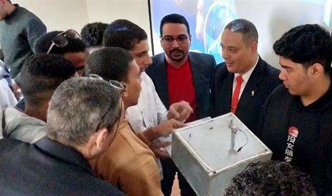 أفكار متنوعة لطلاب المعهد الفنى الصحى بقنا لتنفيذ مشاريع الإلكترونيات 