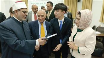   رئيس جامعة الأزهر يشهد انطلاق الدورة التدريبية لوفد أوزباكستان