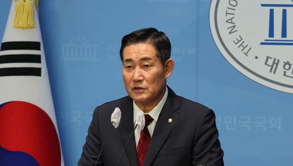 وزير الدفاع الكوري الجنوبي يوجه بالرد الحاسم ضد أي عمل استفزازي من كوريا الشمالية