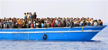  إنقاذ 54 مهاجرا غير شرعي على متن قارب قبالة شواطئ لبنان