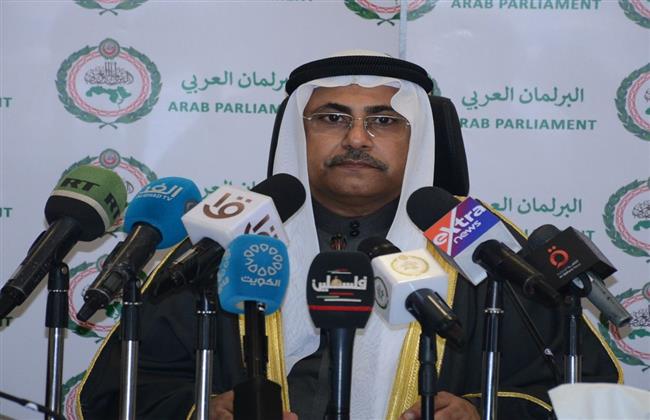البرلمان العربي يدعو للتمسك بالمقاطعة الاقتصادية للشركات والكيانات الداعمة لإسرائيل