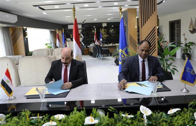 أسوان .. المحافظ يوقع برتوكول تعاون مع رئيس المركز القومي للبحوث 