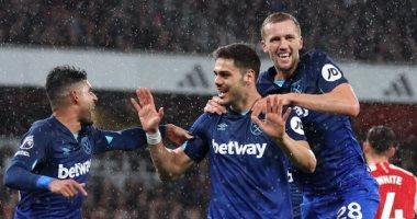 خسارة قاسية لأرسنال تضع ليفربول في قمة الدوري الإنجليزي