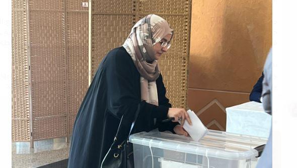 الانتخابات الرئاسية 2024 .. المرأة المصرية فى الكويت تقف أمام اللجنة منذ السابعة صباحا