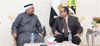 رئيس البرلمان العربي في زيارة إلى معبر رفح المصري