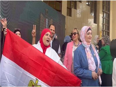 سطرها المصريون بالخارج.. ملحمة في حب الوطن للمشاركة في الانتخابات الرئاسية