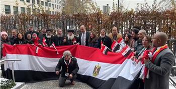   بـ"النشيد الوطني" وأعلام مصر.. "الكنيسة" تشارك في الانتخابات الرئاسية 2024 