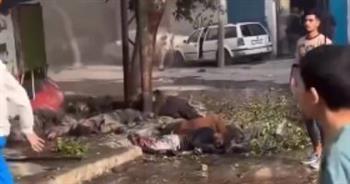 إسرائيل تقصف مدنيين جددا في غزة.. استشهدوا وقت تناول الغداء 