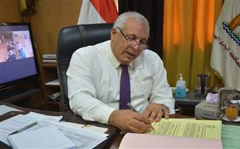 محافظ الوادى الجديد : إجراء امتحانات الصف الاول الثانوي ورقيا