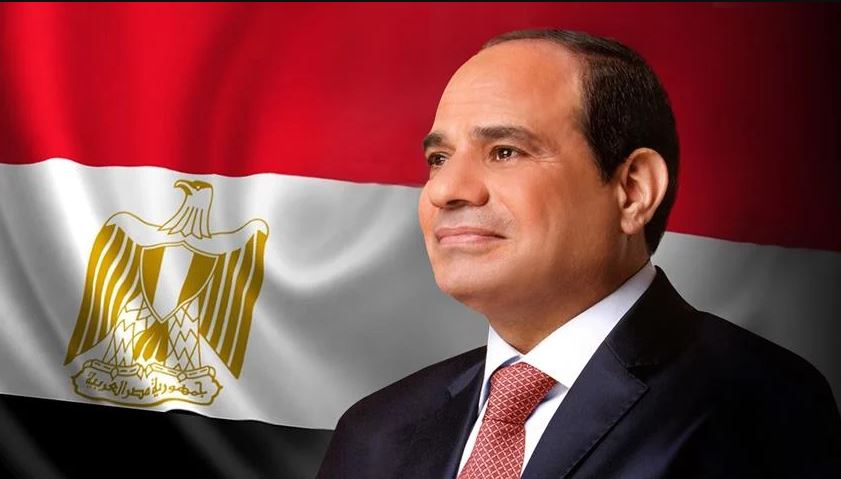 الرئيس السيسي يتقدم بالتهنئة للشعب المصري وشعوب العالم بمناسبة العام الجديد
