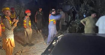   سقوط ضحايا في انفجار قنبلة استهدفت مركز شرطة بباكستان