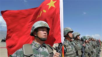   الجيش الصيني: سفينة حربية أمريكية دخلت بشكل غير قانوني المياة الإقليمية في بحر الصين الجنوبي
