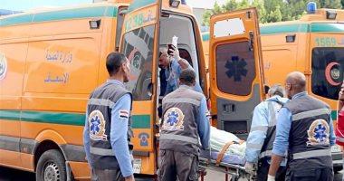 إصابة 4 عمال سقطت بهم سقالة فى قنا