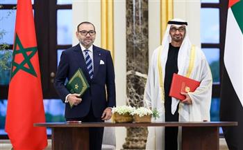   العاهل المغربي والرئيس الإماراتي يوقعان إعلان "نحو شراكة مبتكرة ومتجددة"