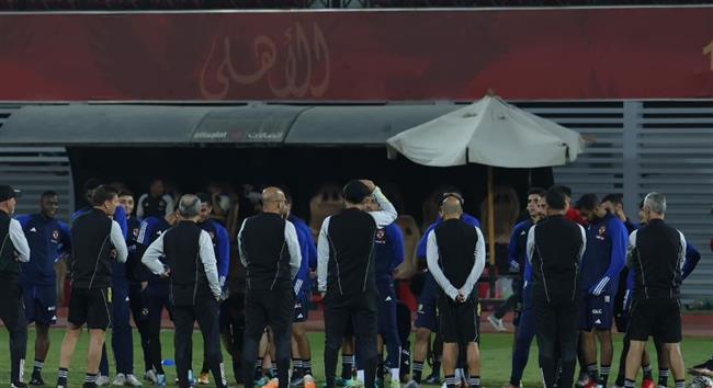 دوري أبطال إفريقيا.. كولر يعقد جلسة مع اللاعبين وتدريبات بدنية لـ عبدالمنعم