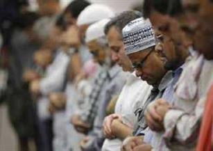 هل النبي كان يؤخر صلاة العشاء في الشتاء؟.. الإفتاء توضح