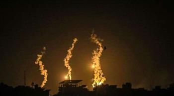    غارات إسرائيلية تستهدف محيط مجمع ناصر بخان يونس جنوب غزة