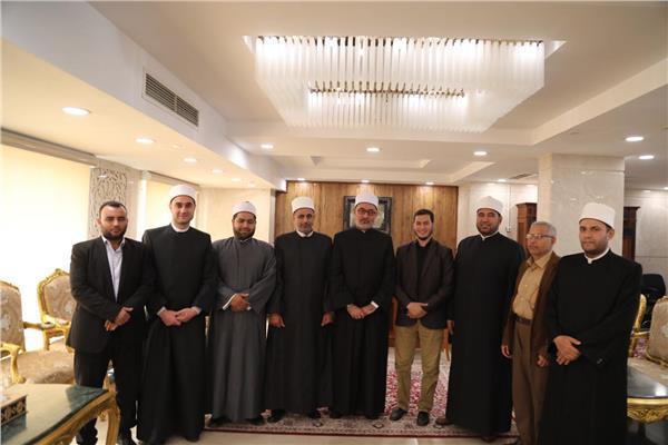 أمين «البحوث الإسلامية» يلتقي الأعضاء الجدد بلجنة مراجعة المصحف