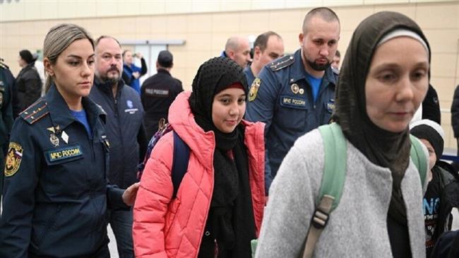 الخارجية الروسية: ما يقرب من 900 شخص تم إجلاؤهم من غزة يصلون إلى روسيا