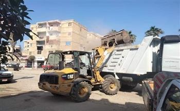   حملات مكثفة لنظافة الأحياء وضبط الأسواق ورفع الإشغالات بكفر الشيخ