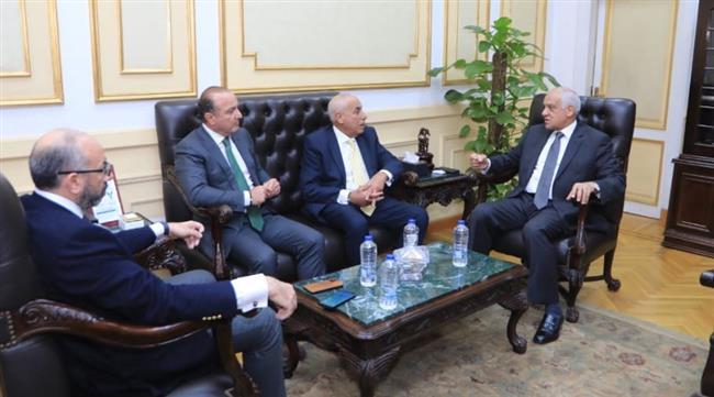 محافظ الجيزة يلتقي بأعضاء مجلس إدارة نادي الزمالك 