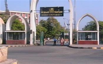 رئيس جامعة أسيوط: حريصون على إتاحة جميع الخدمات للطلاب ذوي الاحتياجات الخاصة