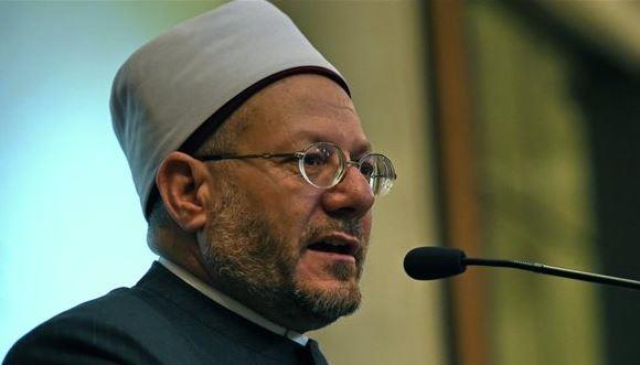 مفتي الجمهورية: الرئيس السيسي بنى مصر من جديد وواجه المشكلات المزمنة بعزم وحزم